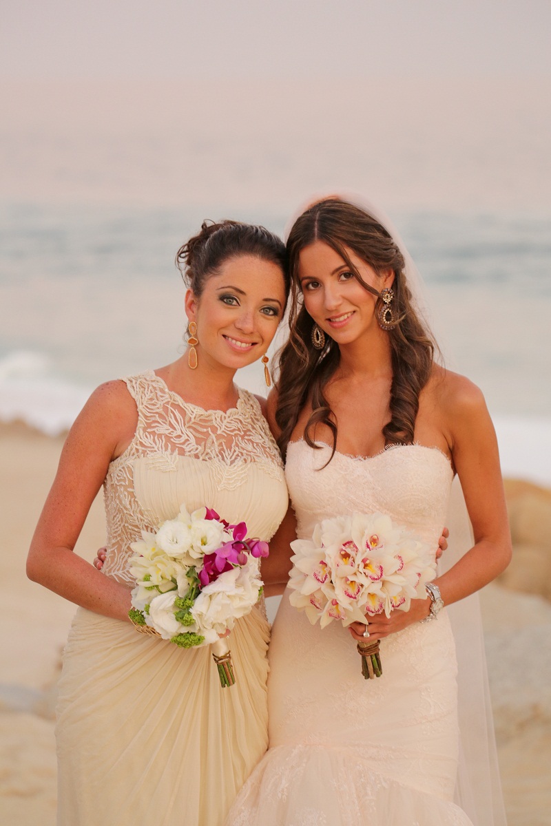 beach brides luxury weddings mexico los cabos elena damy floral design