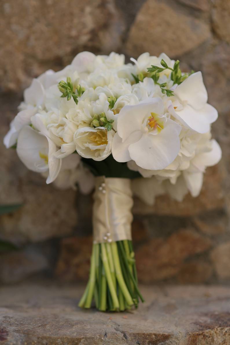 White Wedding Bouquets Beach Weddings Elena Damy Floral Design
