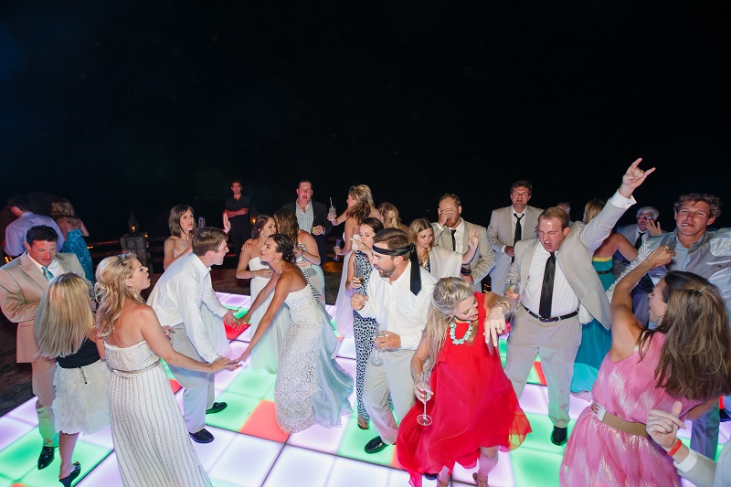dance party weddings mexico esperanza resort elena damy destination weddings