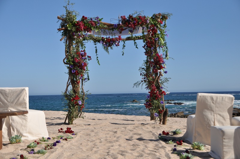red and purple flowers beach weddings mexico elena damy floral design los cabos 19