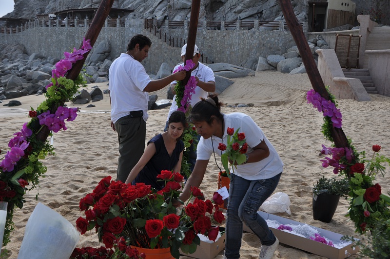 Building a Floral Teepee for a Wedding Elena Damy Los Cabos Wedding Planners