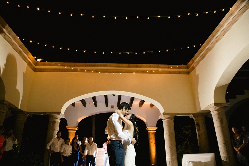 first dance weddings at cabo del sol elena damy destination wedding planners mexico chris plus lynn photo