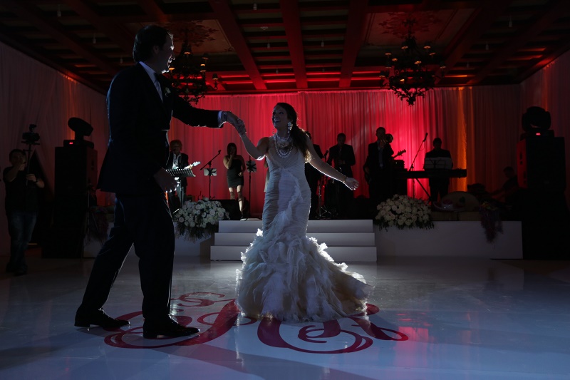 first dance Cabo Weddings One and Only Palmilla Elena Damy Event Design Cabo Chris Plus Lynn Photo