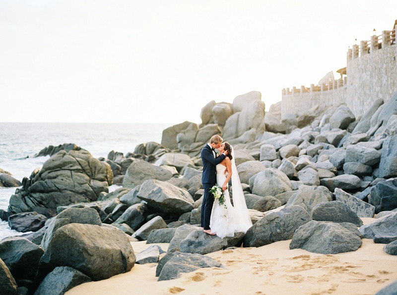 bride-and-groom-photos-on-the-rocks-mexico-coastal-weddings-los-cabos-destination-weddings-ashley-bosnick-photography