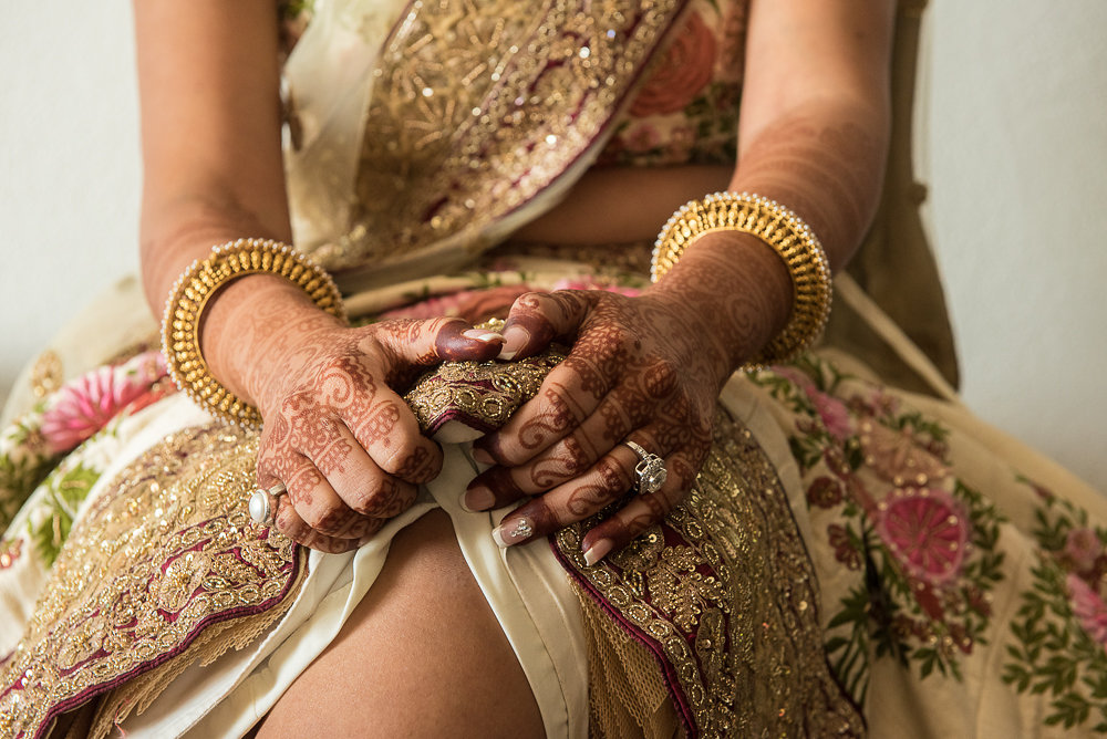 Traditional Indian Bride Nude - Elena Damy - Mystical Meaning of Mehndi - Indian Weddings Cabo - Elena Damy