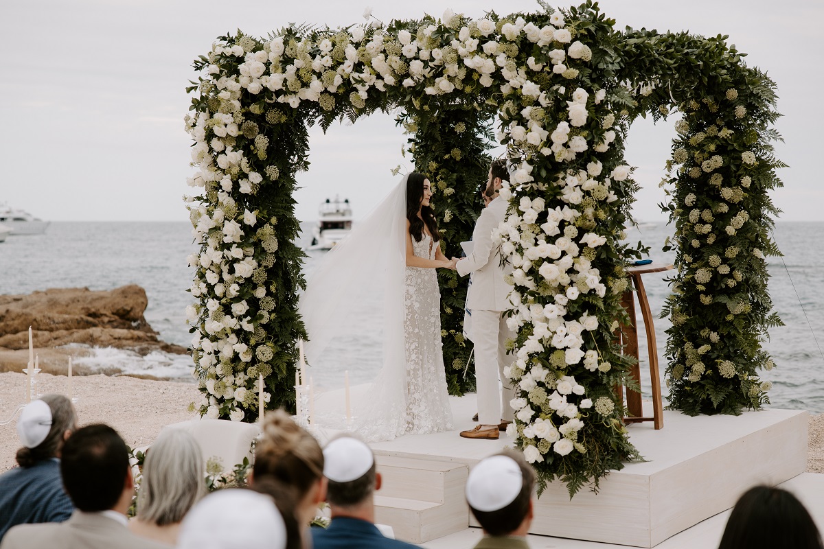 jewish wedding on the beach